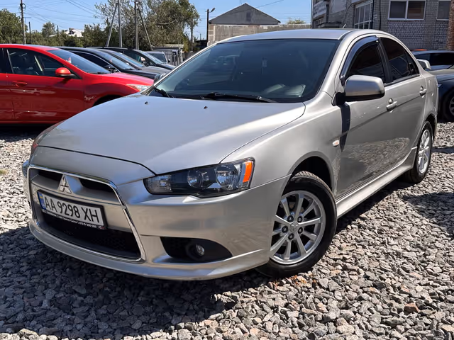 Mitsubishi Lancer - зображення 2