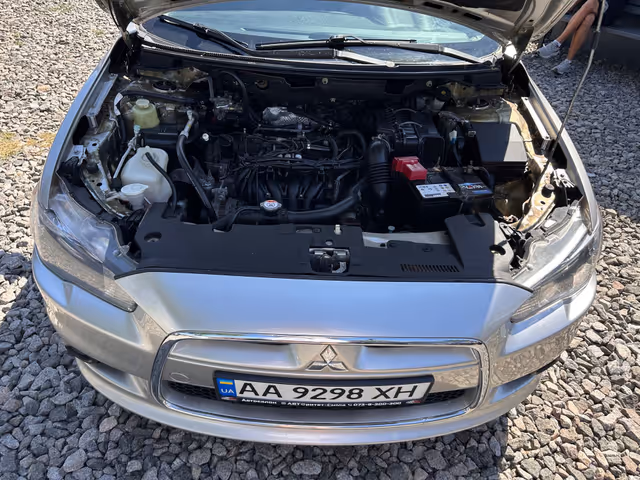 Mitsubishi Lancer - зображення 4