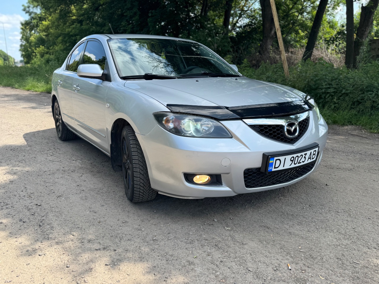 Mazda 3 - фото 10