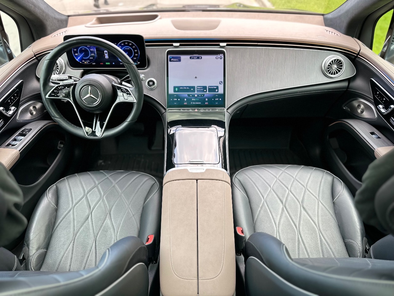 Mercedes-Benz EQS - фото 11