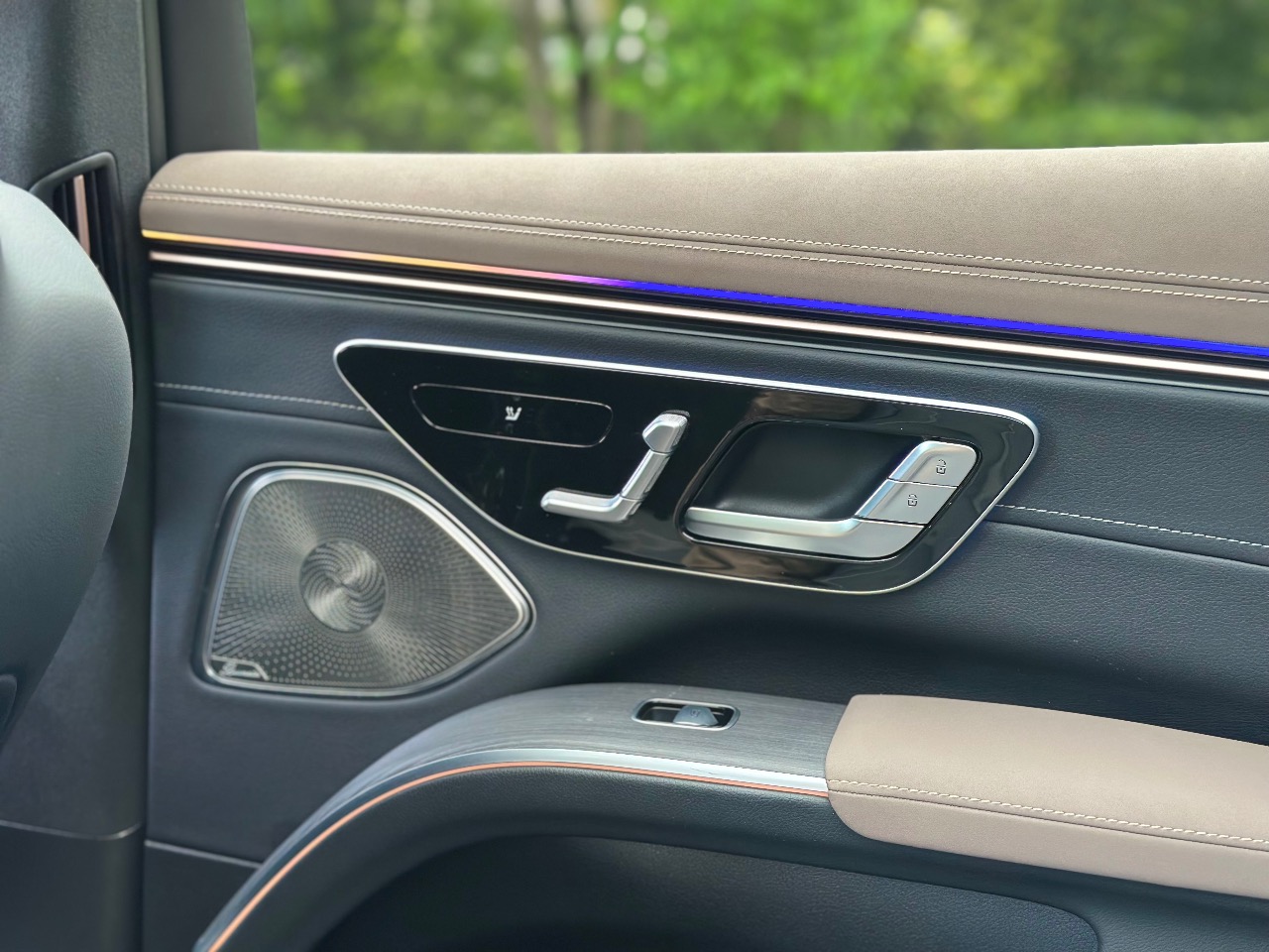 Mercedes-Benz EQS - фото 3
