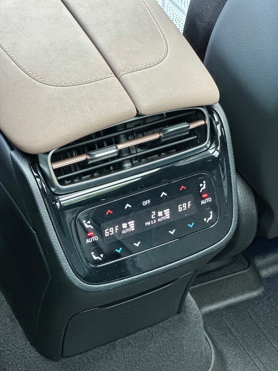 Mercedes-Benz EQS - фото 4
