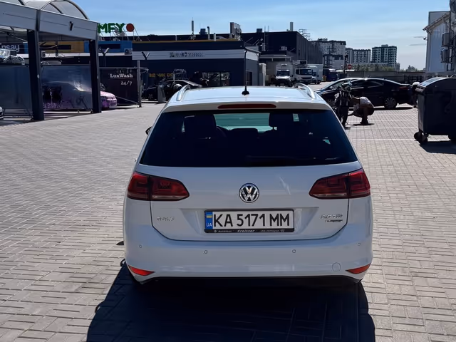 Volkswagen Golf - зображення 3