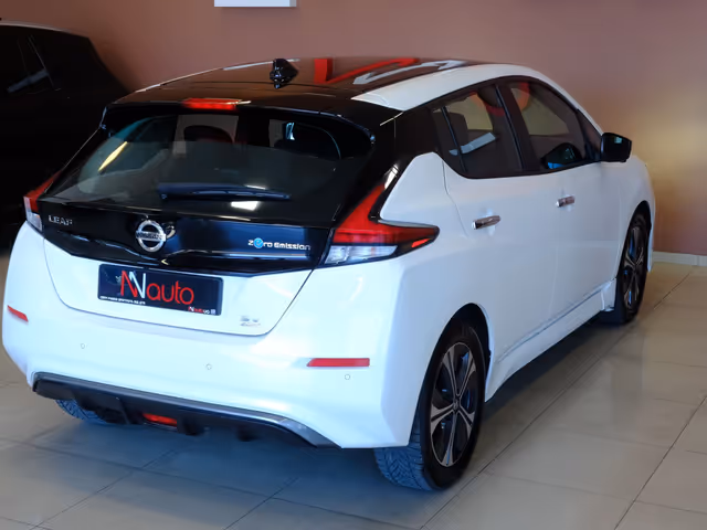Nissan Leaf - зображення 5