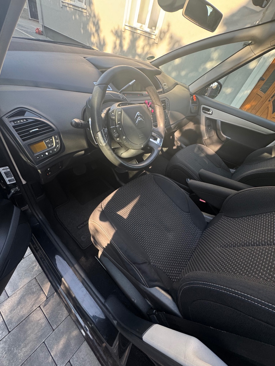 Citroen C4 Picasso - фото 10