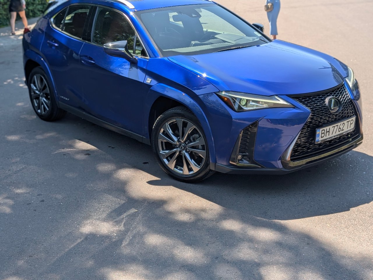 Lexus UX - фото 8