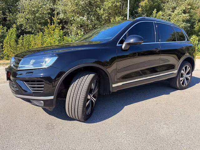 Volkswagen Touareg - зображення 2