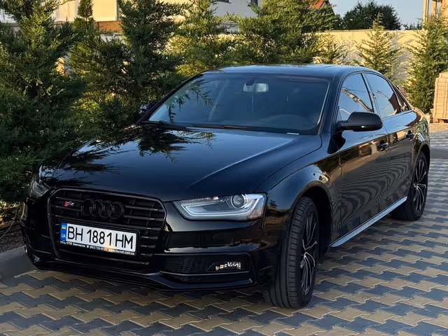 Audi A4 - зображення 1
