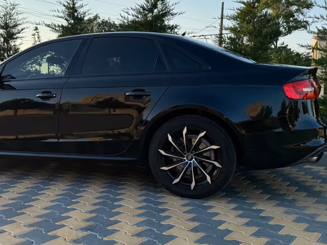 Audi A4 - зображення 3