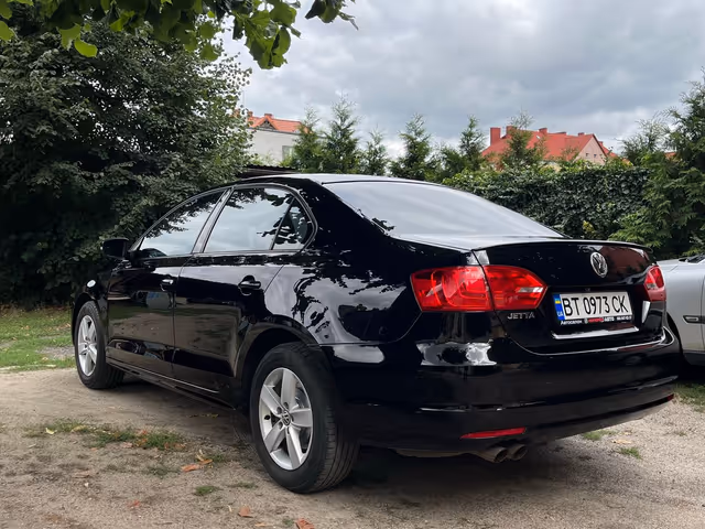 Volkswagen Jetta - зображення 4