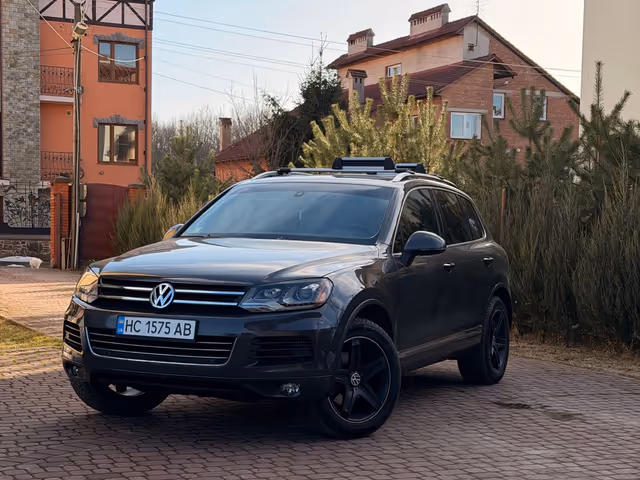 Volkswagen Touareg - зображення 1