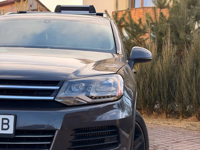 Volkswagen Touareg - зображення 2