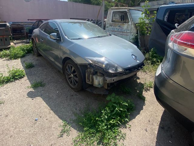 Renault Laguna - фото 4