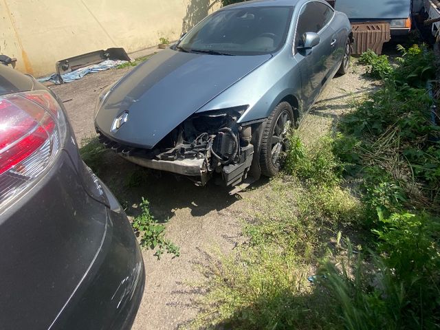 Renault Laguna - фото 1