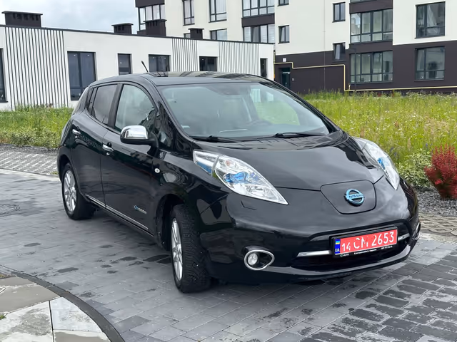 Nissan Leaf - зображення 1
