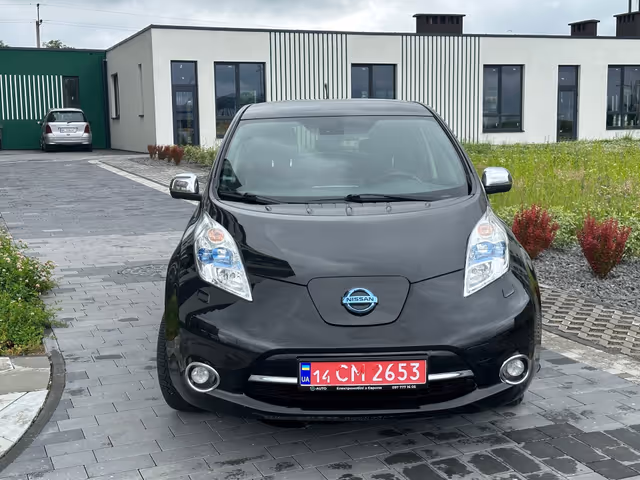 Nissan Leaf - зображення 2