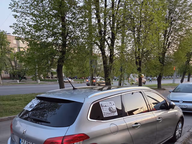 Peugeot 308 - зображення 4
