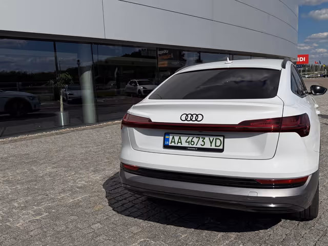 Audi e-tron Sportback - зображення 3