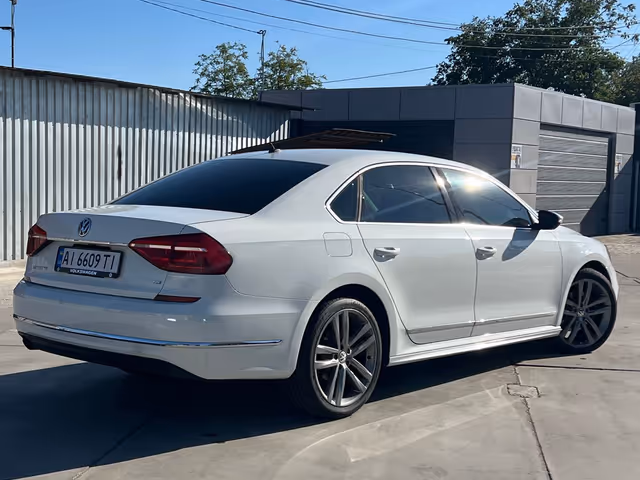 Volkswagen Passat - зображення 3