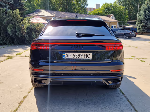 Audi Q8 - зображення 5