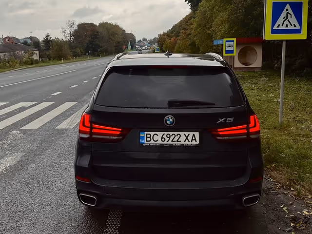 BMW X5 - зображення 4