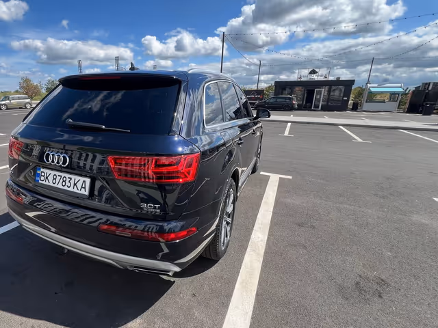 Audi Q7 - зображення 3