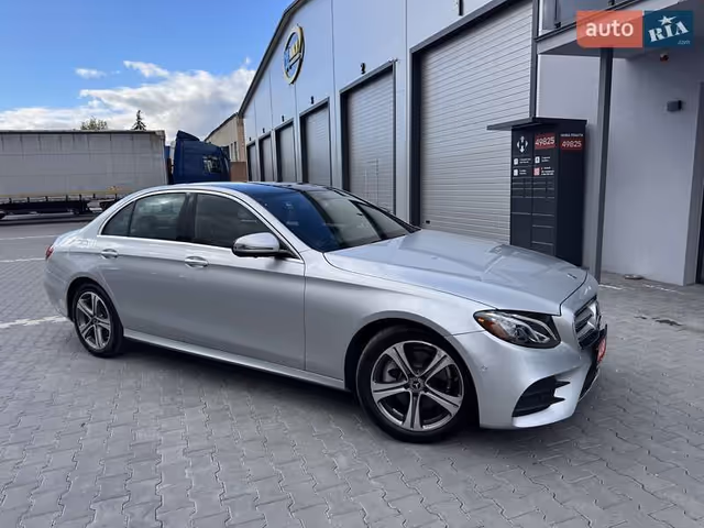 Mercedes-Benz E-Класс - зображення 2
