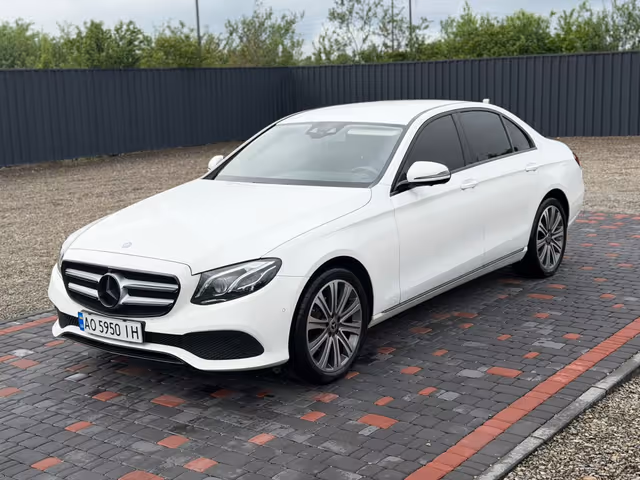 Mercedes-Benz E-Класс - зображення 2