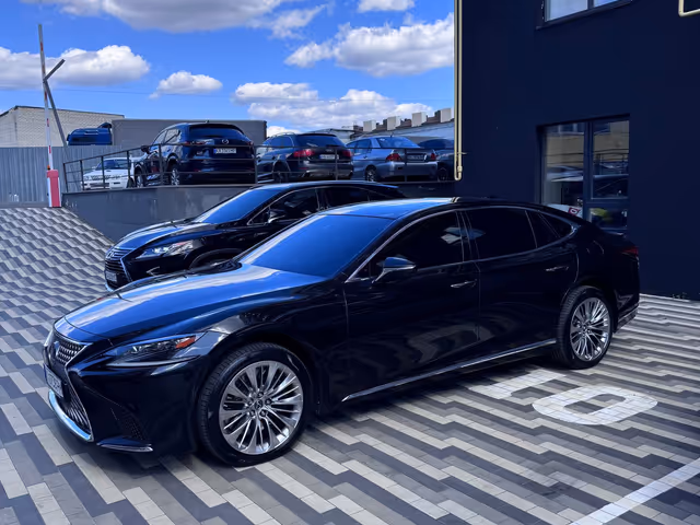 Lexus LS - зображення 2
