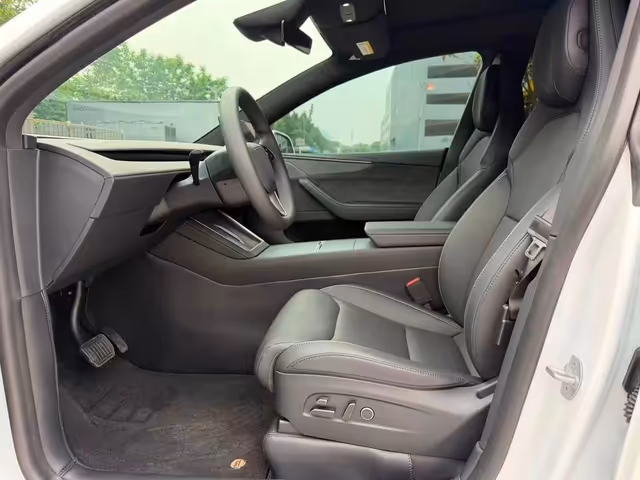 Tesla Model Y - зображення 3