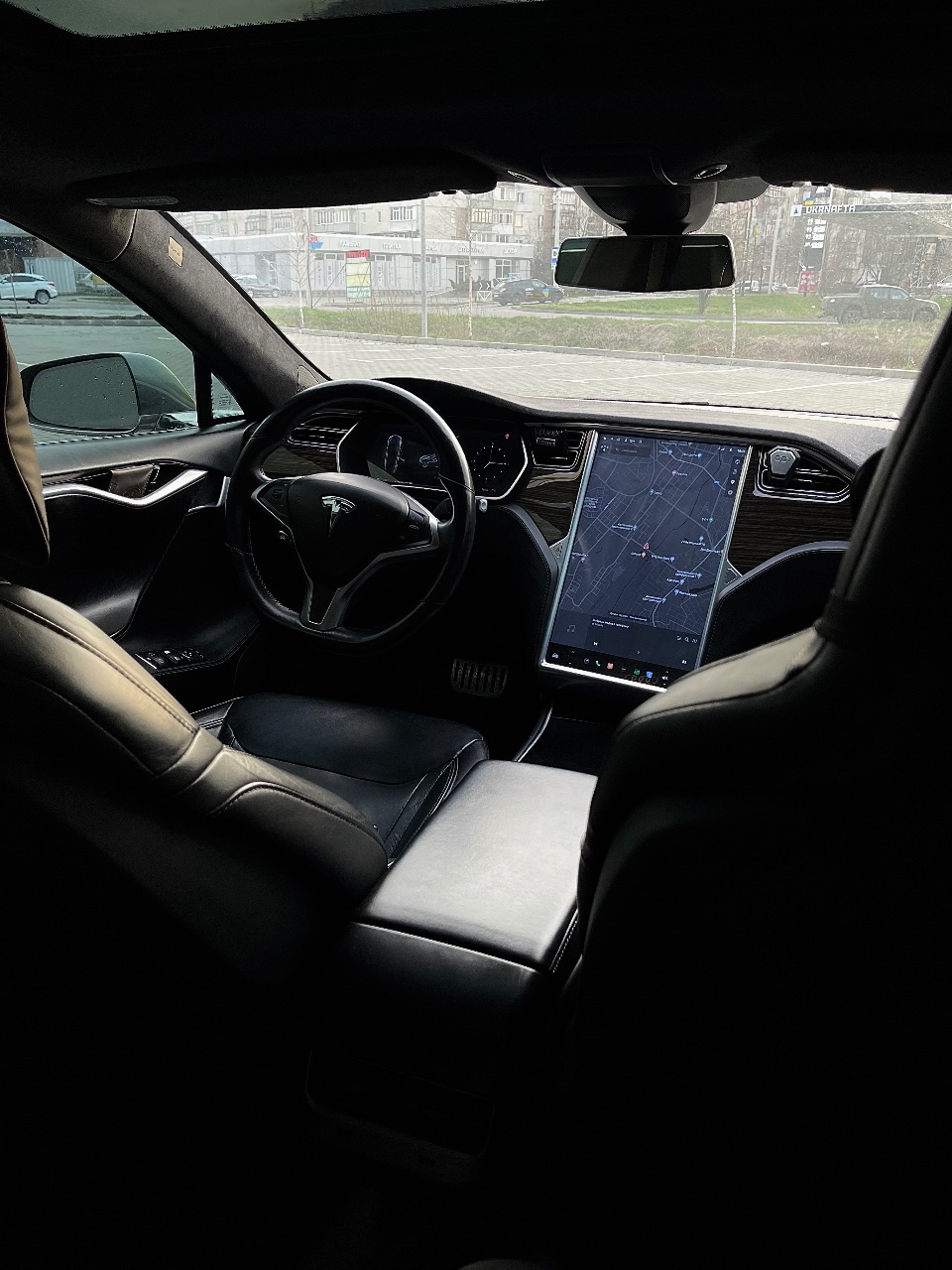 Tesla Model S - фото 3