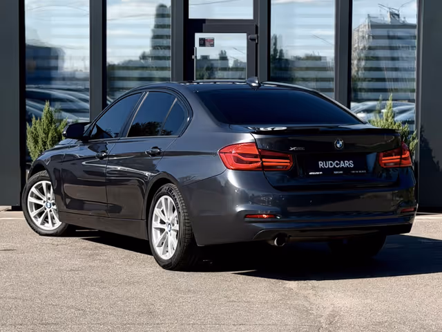 BMW 3 серії - зображення 4