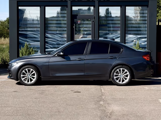 BMW 3 серії - зображення 3