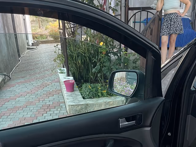 Ford C-MAX - зображення 1