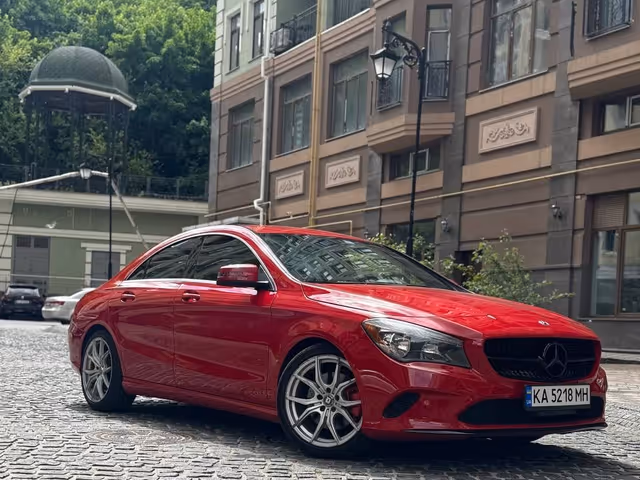 Mercedes-Benz CLA - зображення 1