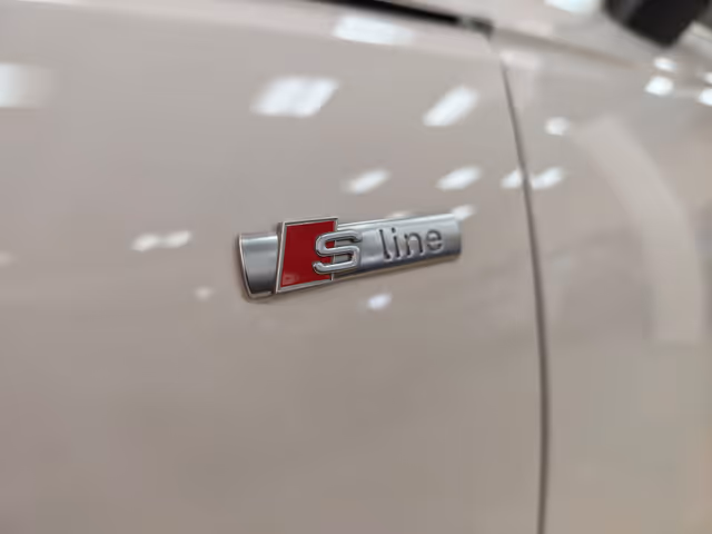 Audi A4 - зображення 5