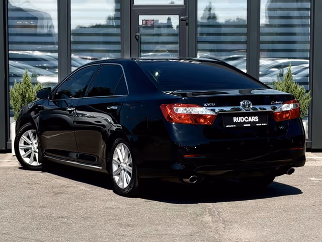 Toyota Camry - зображення 4