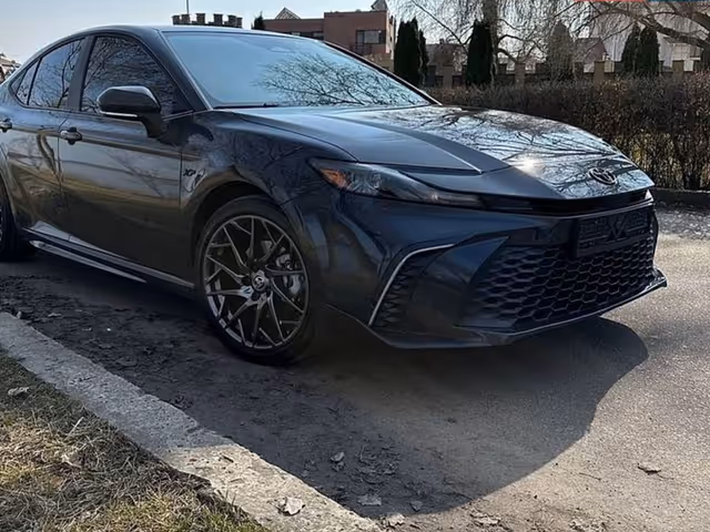 Toyota Camry - зображення 3