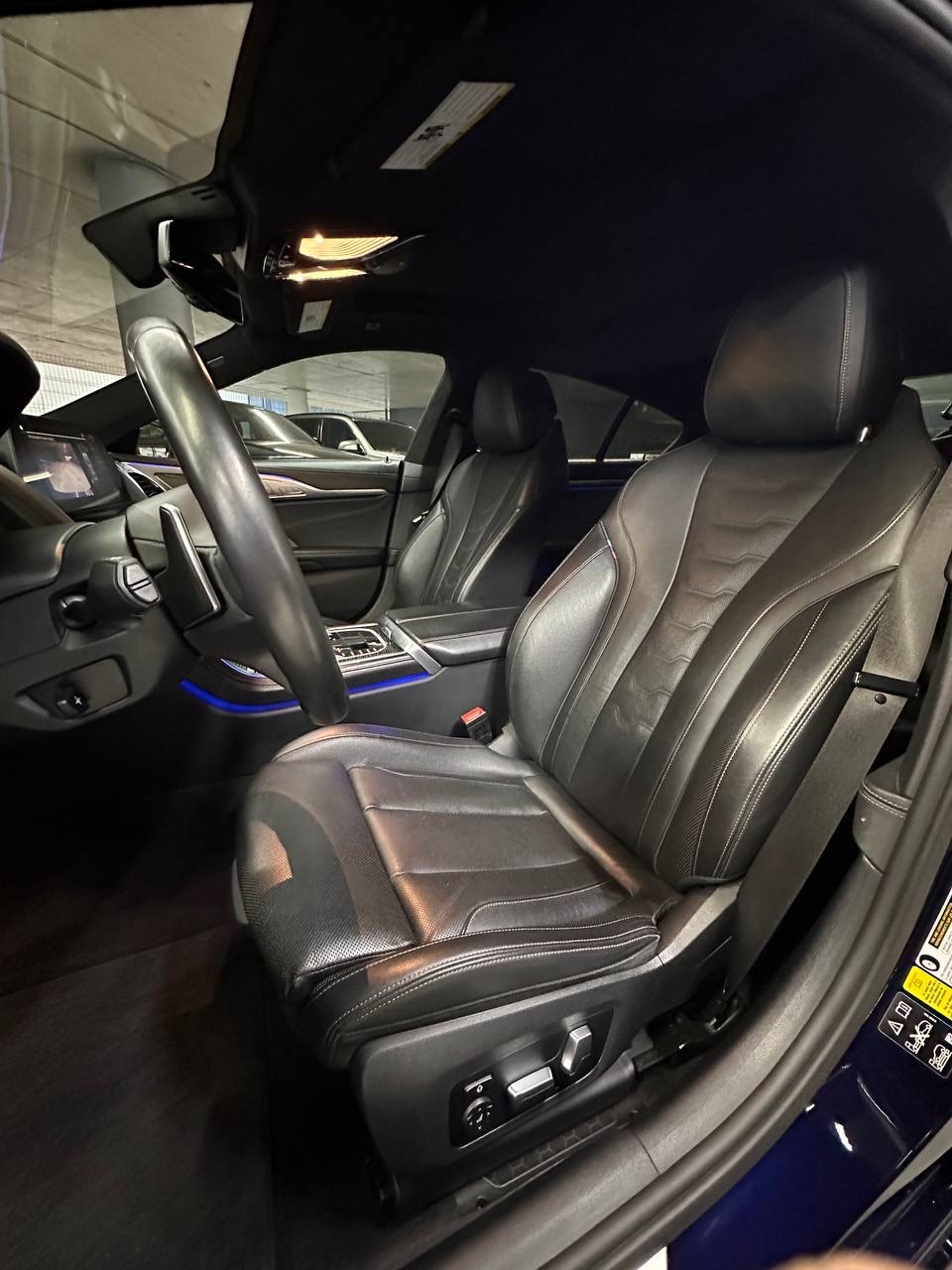 BMW 8 серії - фото 10