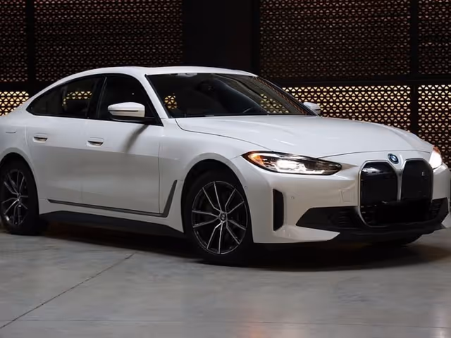 BMW i4 - зображення 3
