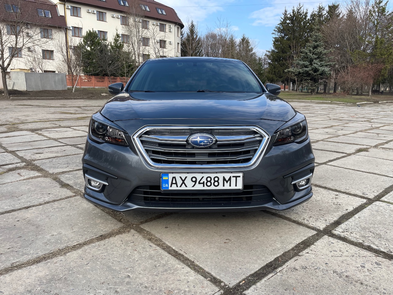 Subaru Legacy - фото 3