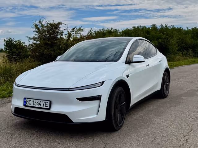 Tesla Model Y - зображення 3