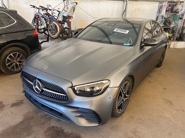 Mercedes-Benz E-Класс - зображення 2