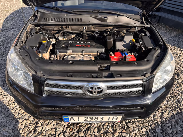 Toyota RAV4 - зображення 4