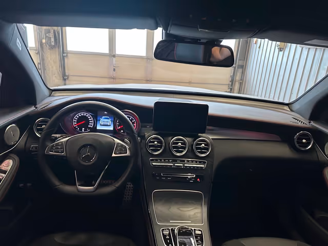 Mercedes-Benz GLC AMG - зображення 4