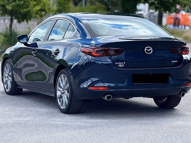 Mazda 3 - зображення 3