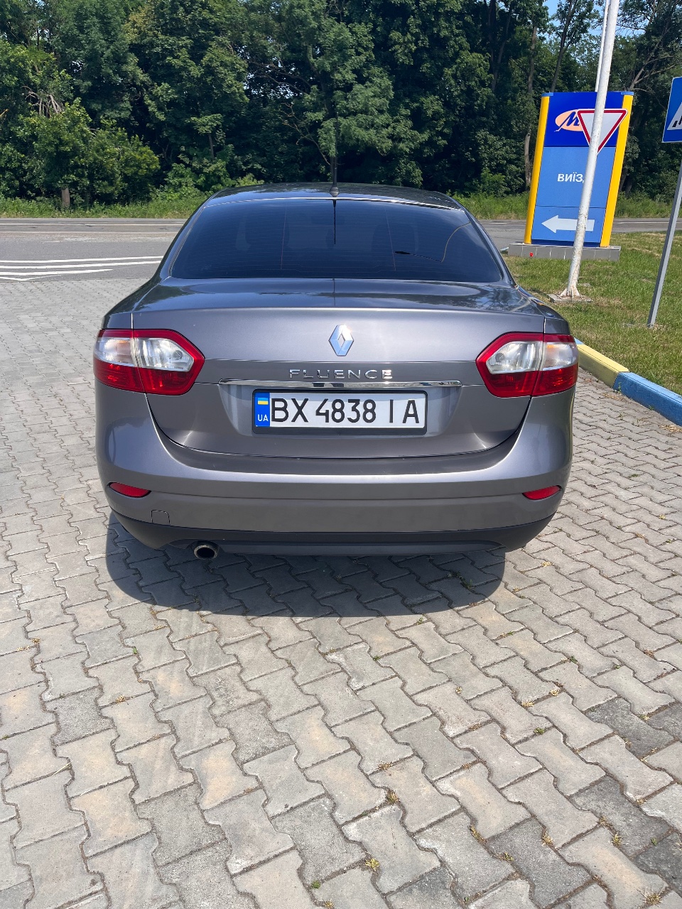 Renault Fluence - фото 11