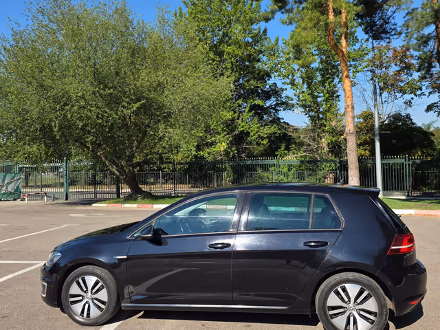 Volkswagen Golf - зображення 5