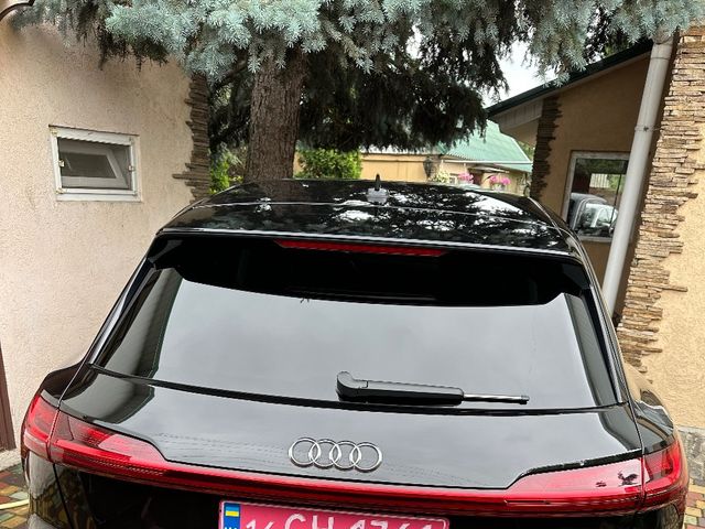 Audi e-tron 2022, Мерефа, $34 700 - зображення 4