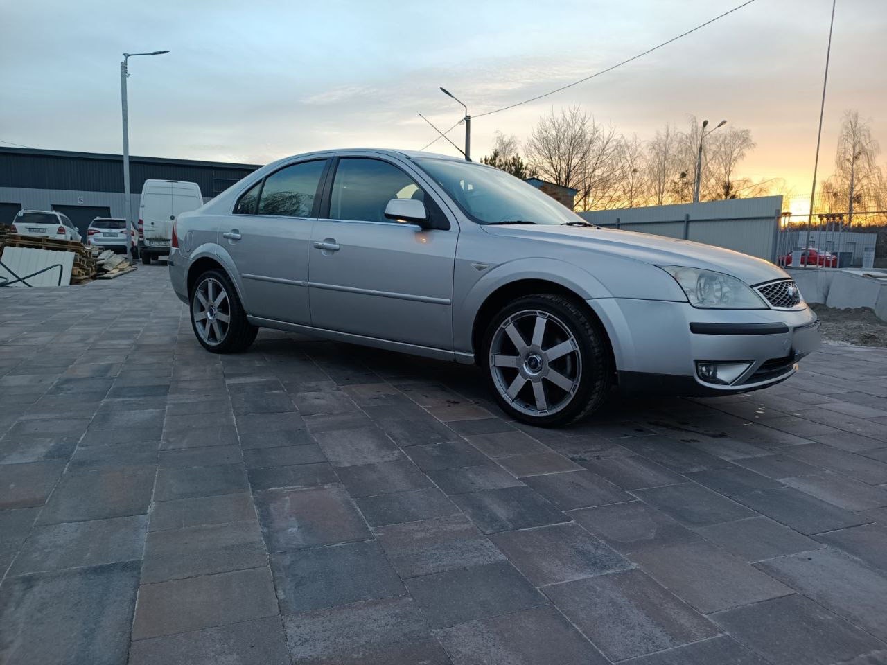 Ford Mondeo - фото 4